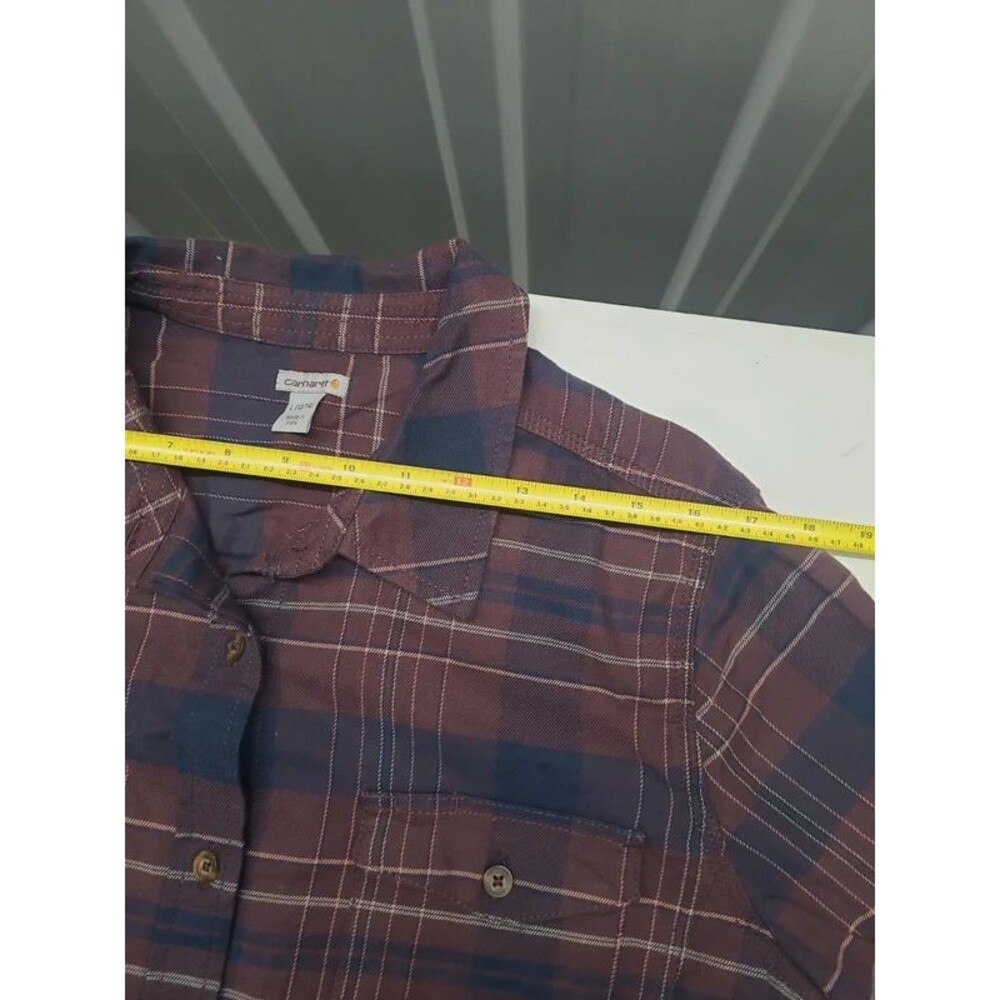 Carhartt Flannel Button Up shirt Women's - Picture 12 of 14